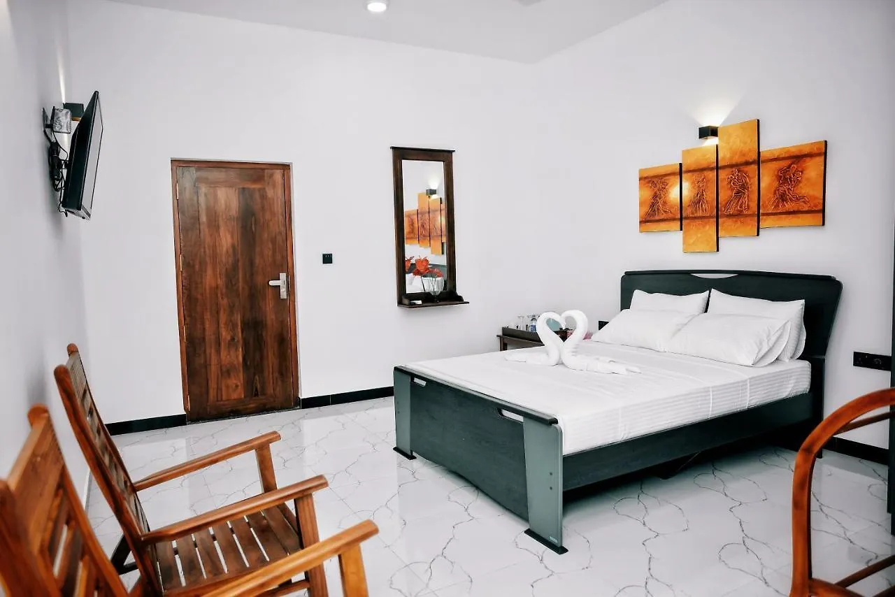 Aurum Boutique Hotel Negombo 0*,  Sri Lanka